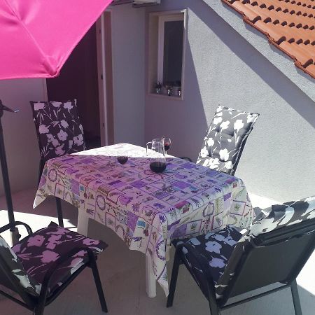Apartmani Scripea Škrip المظهر الخارجي الصورة